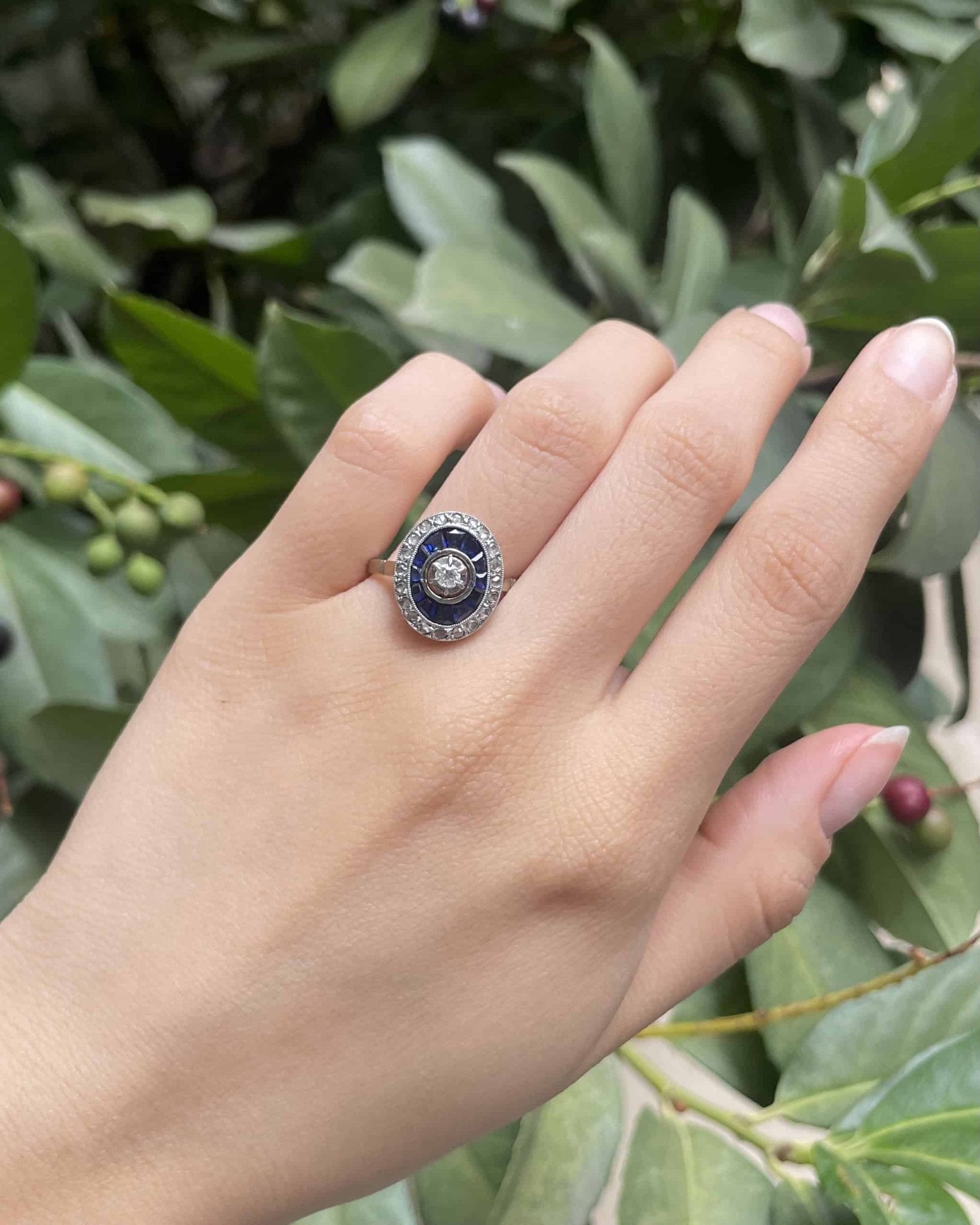 Bague Art - déco Saphirs &amp; Diamants "Janiss" - Elliade Paris