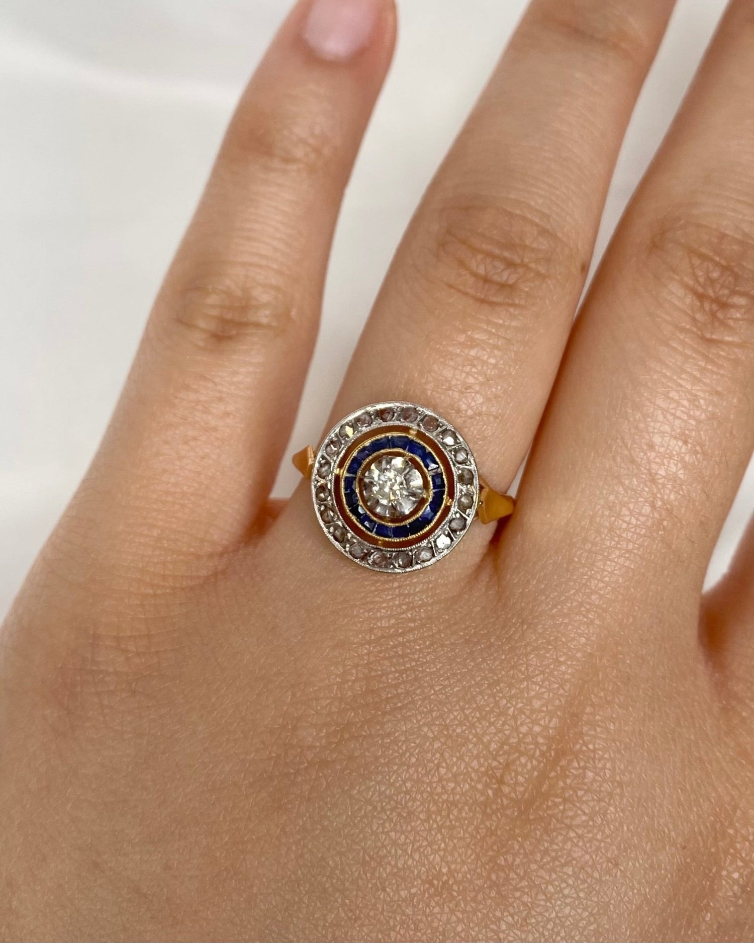 Bague Art Déco Saphirs &amp; Diamants "Jodie" - Elliade Paris