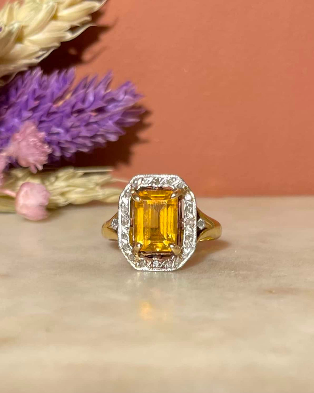 Bague Art-Déco Citrine 1.90 Carat &amp; 22 Diamants &quot;Johanne&quot;