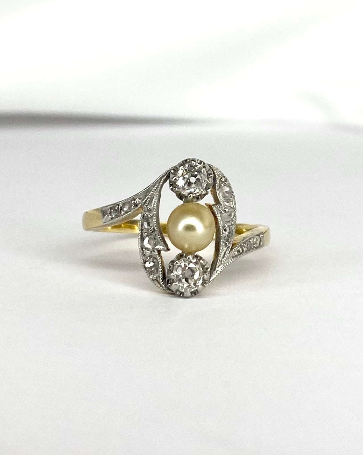 Bague Art - Nouveau Perle &amp; Diamants "Tracy" - Elliade Paris