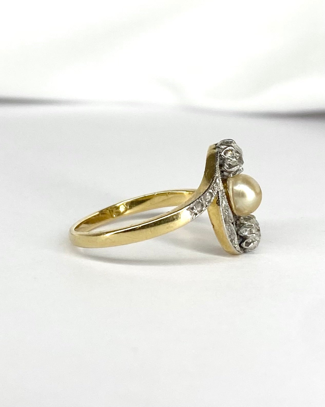 Bague Art - Nouveau Perle &amp; Diamants "Tracy" - Elliade Paris