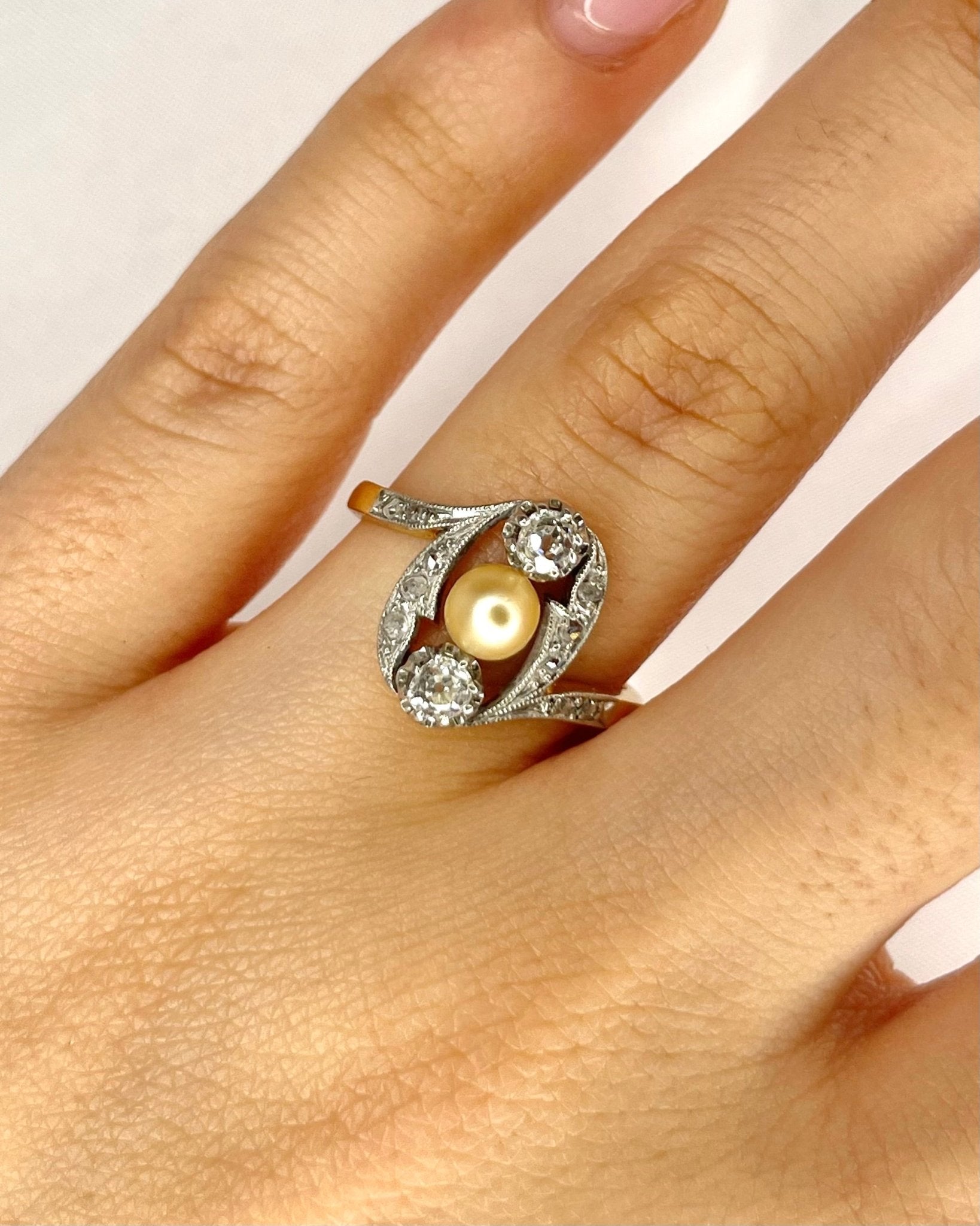 Bague Art - Nouveau Perle &amp; Diamants "Tracy" - Elliade Paris