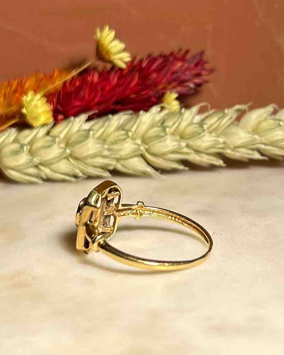 Art Deco Style Sapphire &amp;amp; Diamond Ring "Ava"