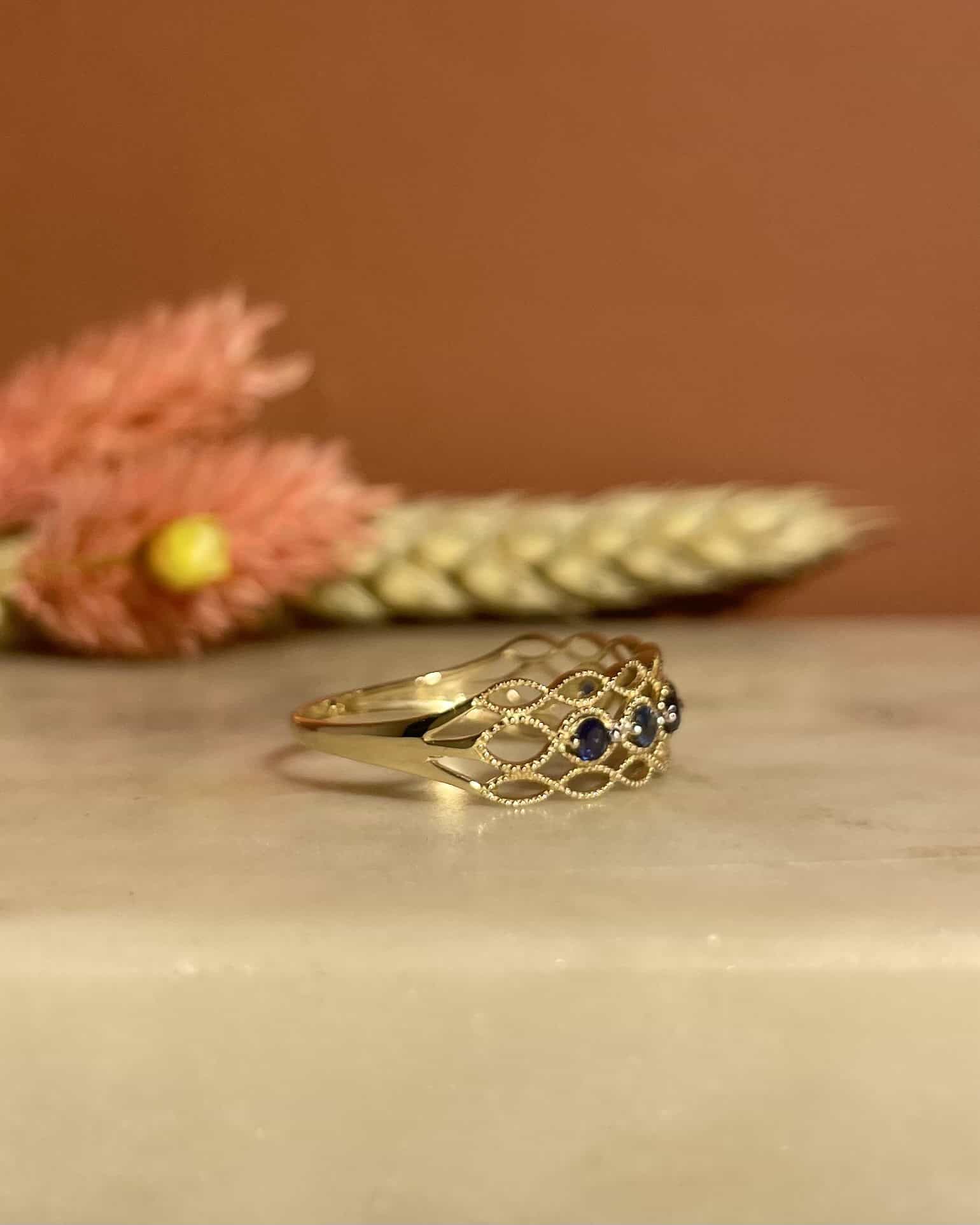 Bague Bandeau Vintage 6 Saphirs "Joya" - Elliade Paris
