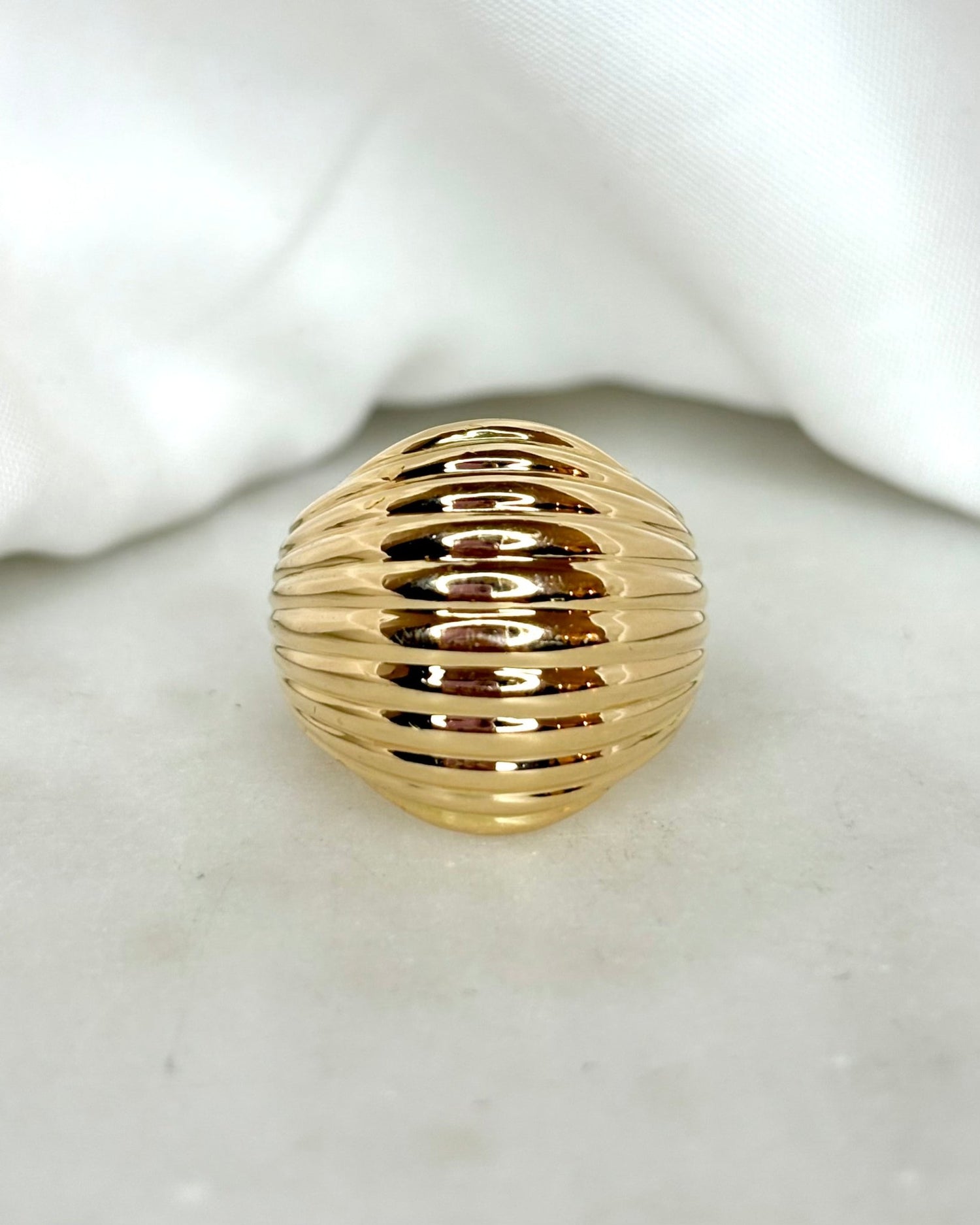 Bague Boule Or Jaune 18 carats 11.22 g signée JRoca - Elliade Paris