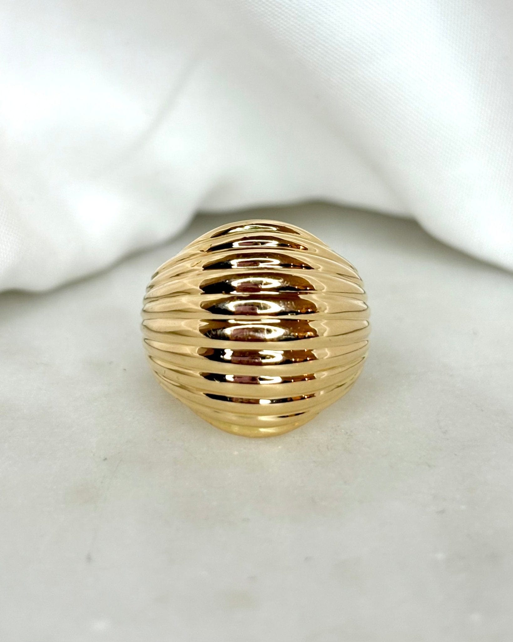 Bague Boule Or Jaune 18 carats 11.22 g signée JRoca - Elliade Paris