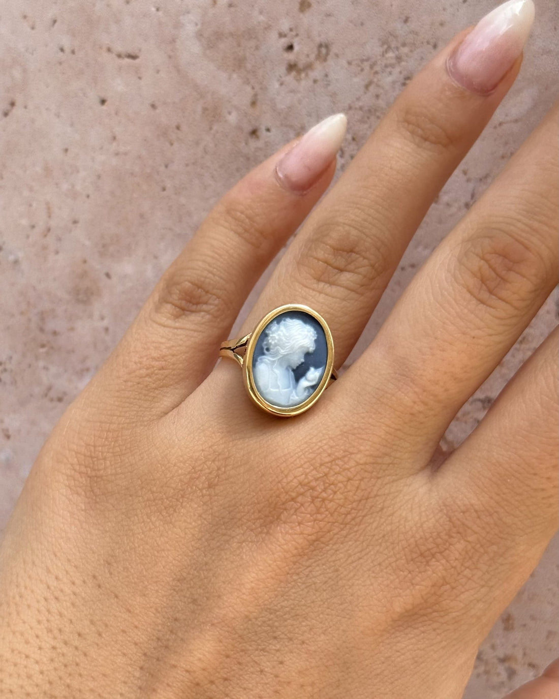 Bague Camée Onyx "Mélisande" - Elliade Paris