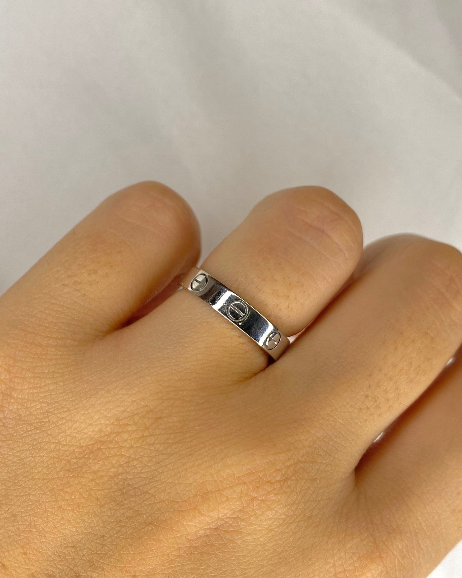 Bague Cartier Love Or Gris - Elliade Paris