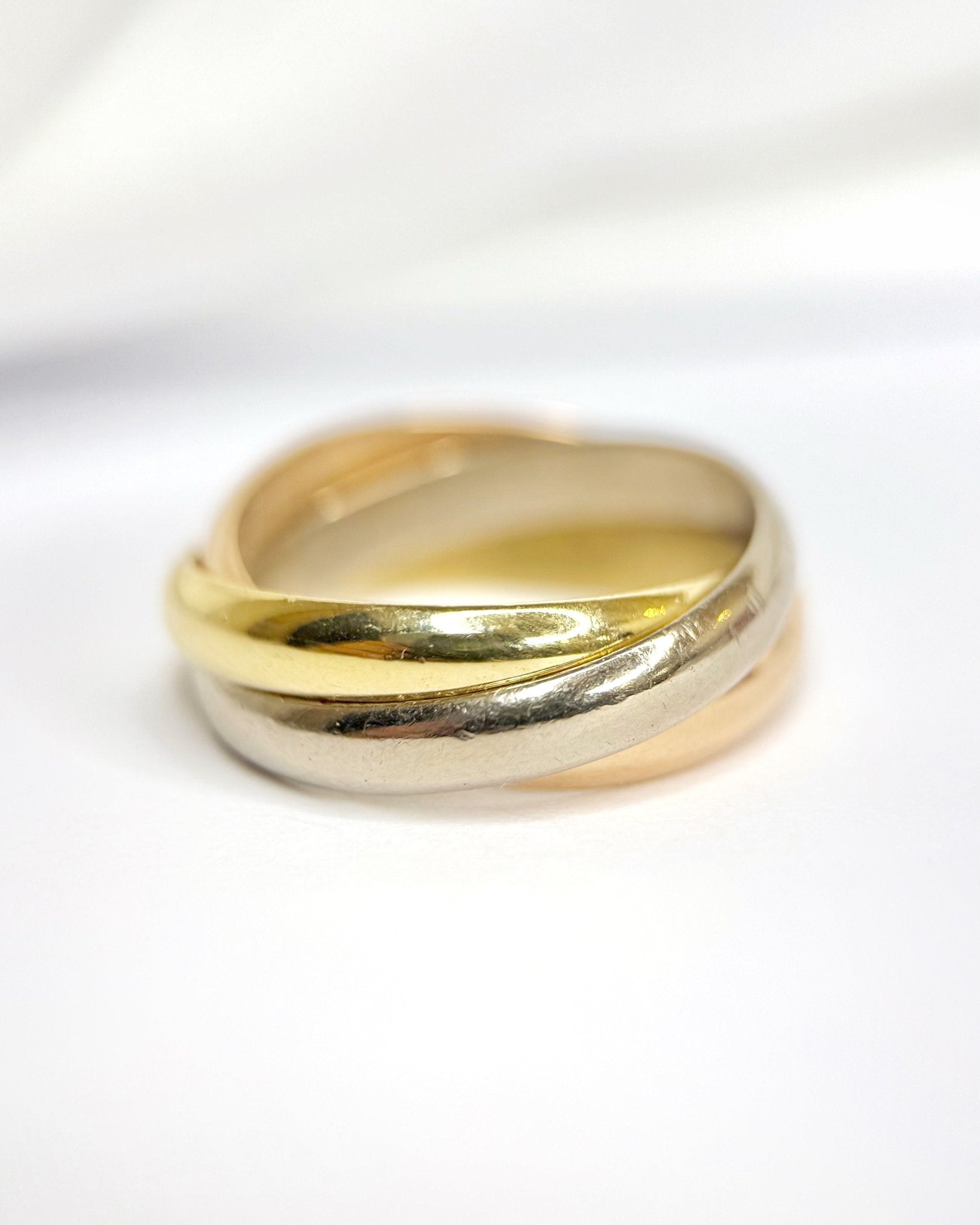 Bague Cartier Trois Ors 9.27g "Trinity" - Elliade Paris