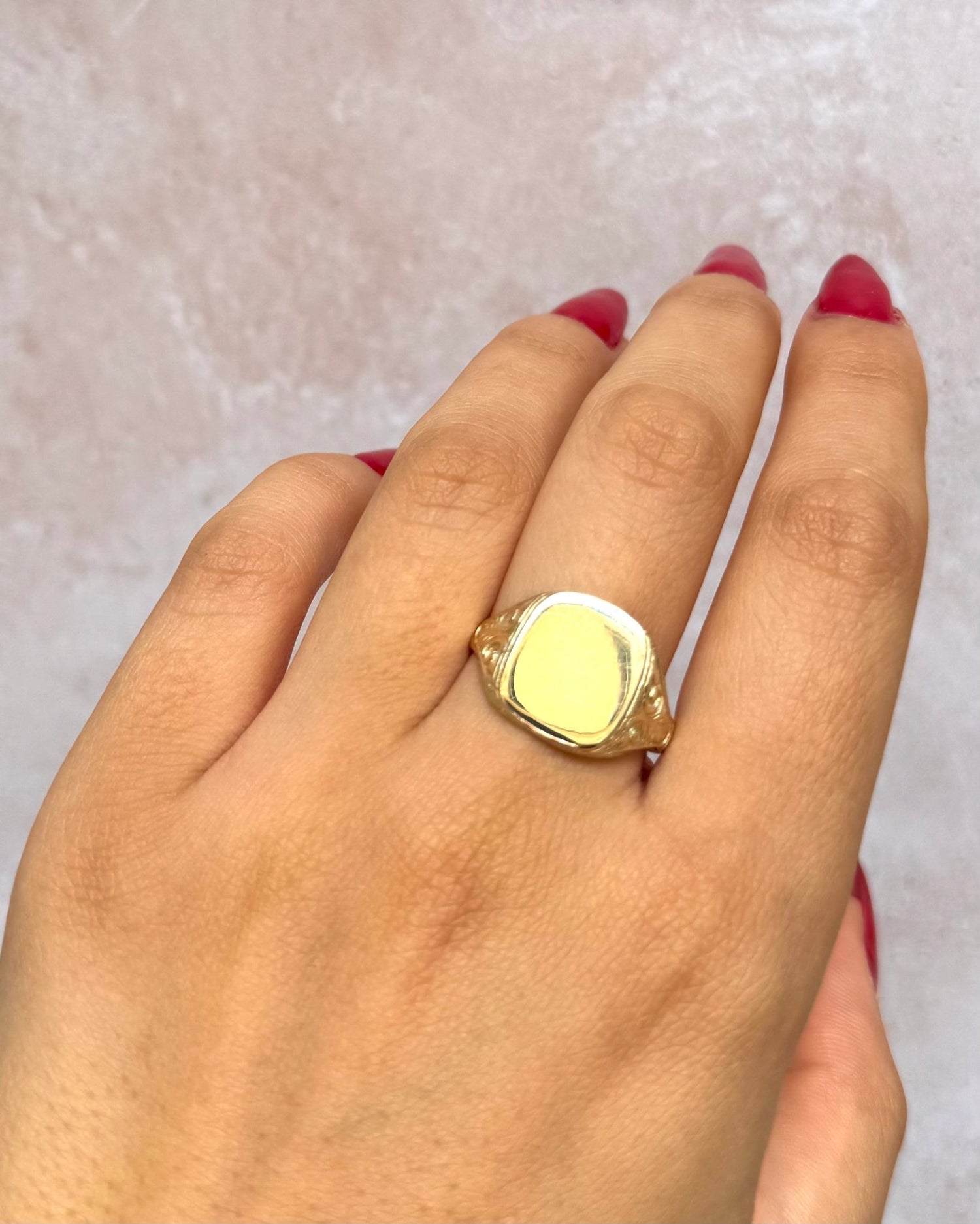 Bague Chevalière Or Jaune "Emilia" - Elliade Paris