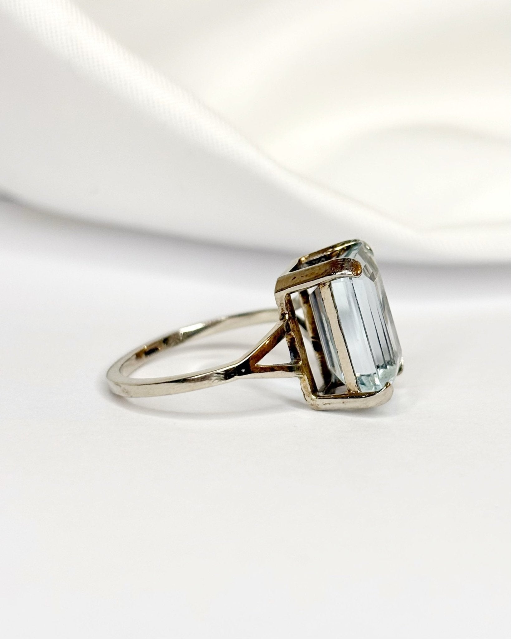 Bague Cocktail Aigue - Marine 4.10 carats "Lena" - Elliade Paris