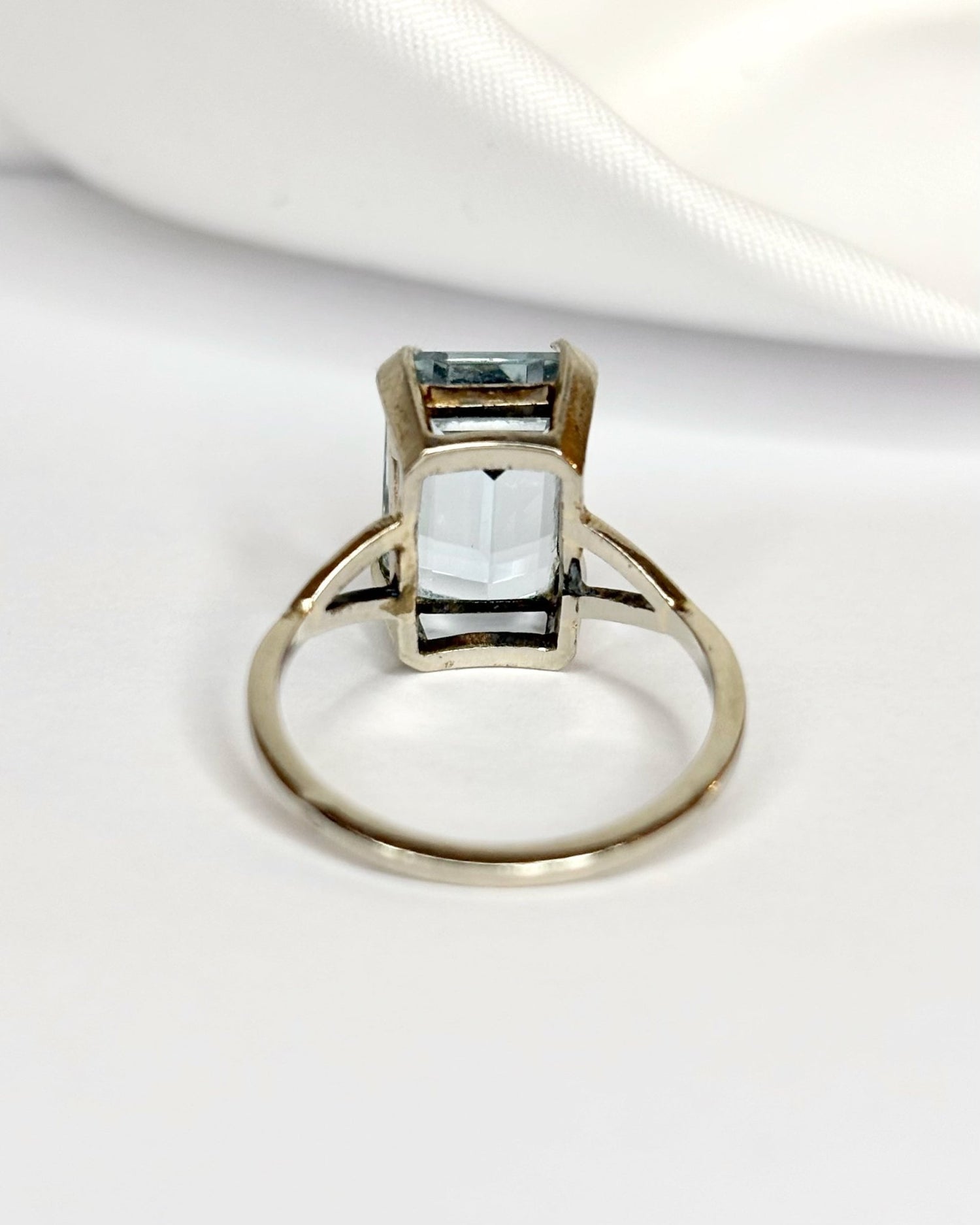 Bague Cocktail Aigue - Marine 4.10 carats "Lena" - Elliade Paris