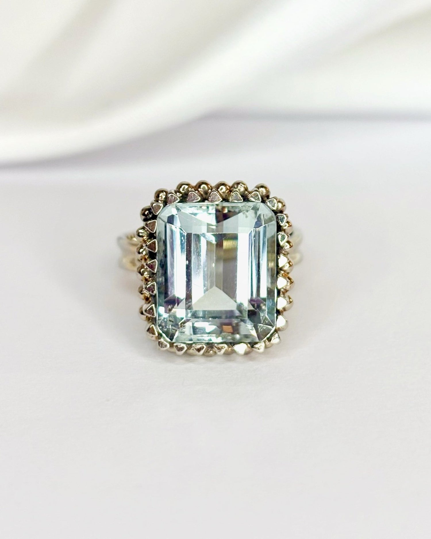 Bague Cocktail Aigue - Marine 4.50 carats "Bérylla" - Elliade Paris