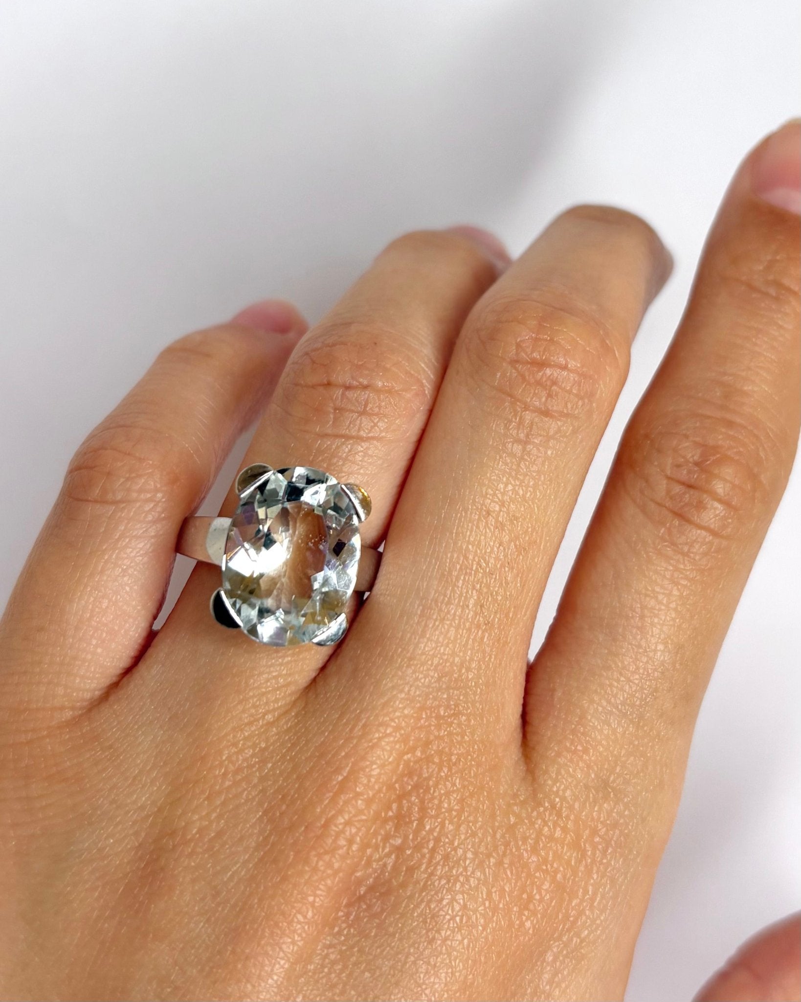 Bague Cocktail Aigue - Marine 8.70 carats & Or Gris 6.74g "Marinette" - Elliade Paris