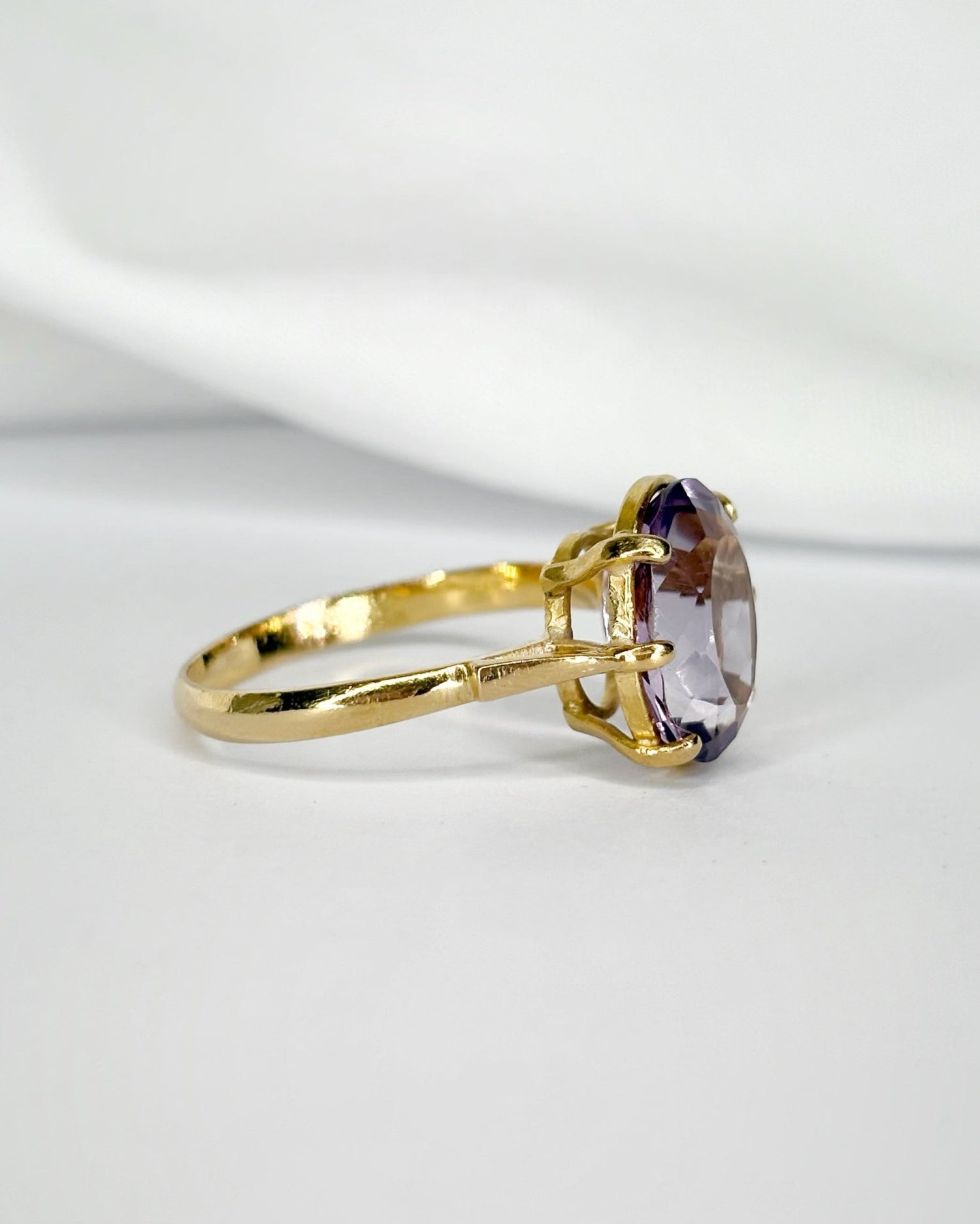 Bague Cocktail Améthyste 3.90 carats "Serine" - Elliade Paris