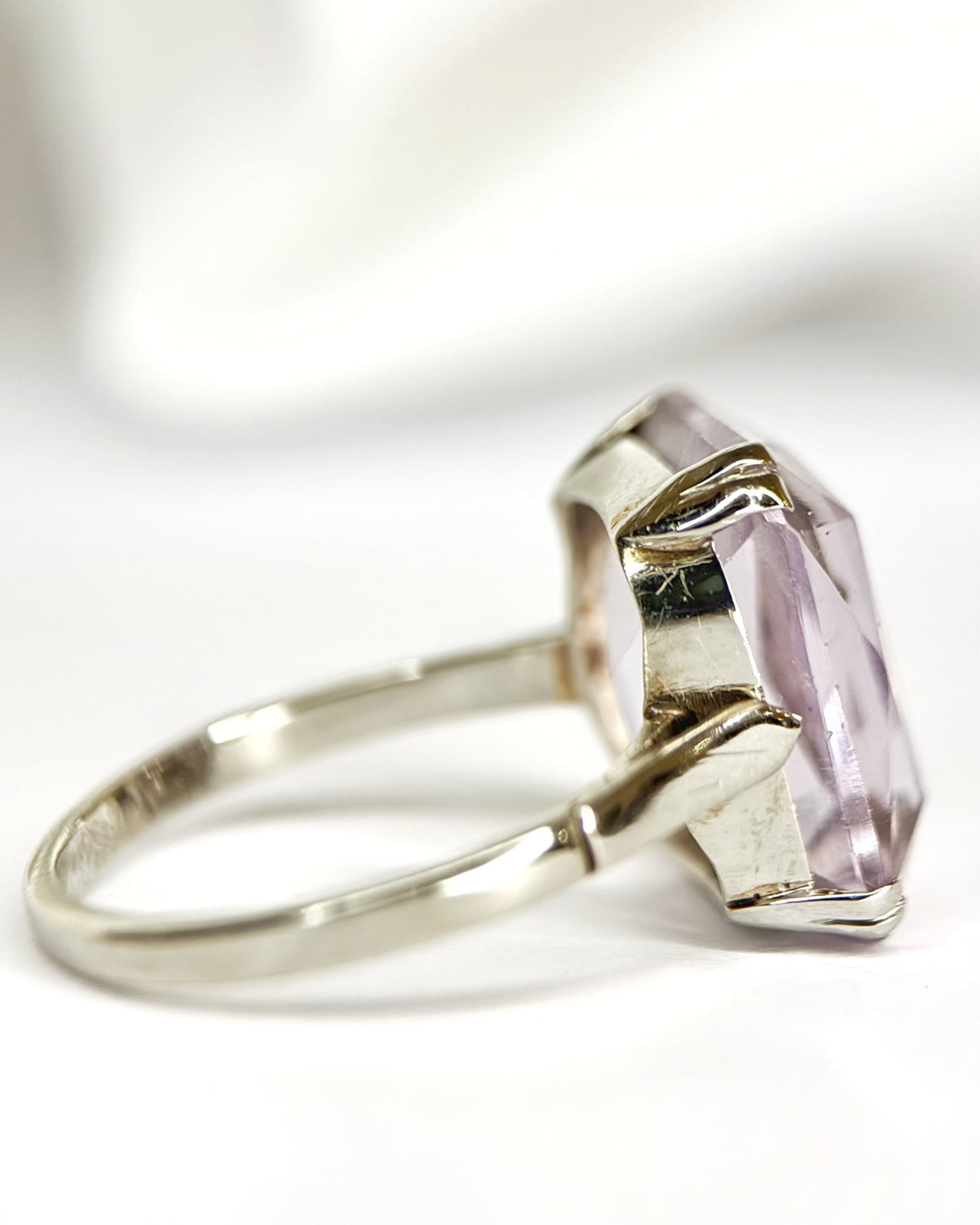 Bague Cocktail Améthyste 6.90 carats "Melissandre" - Elliade Paris