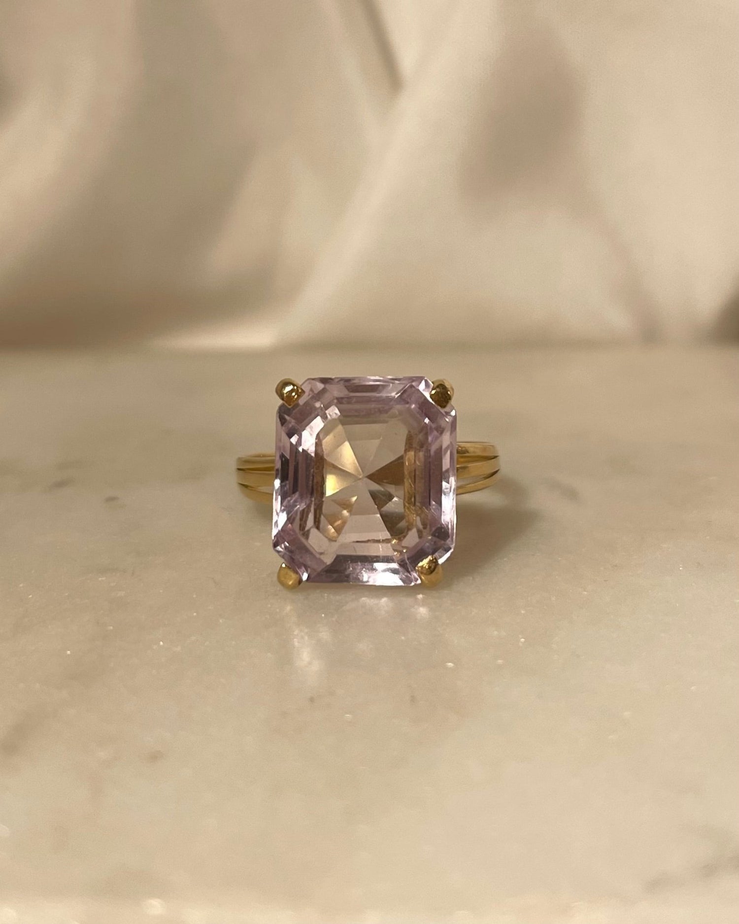 Bague Cocktail Améthyste 8.10 Carats &quot;Pia&quot; - Elliade Paris