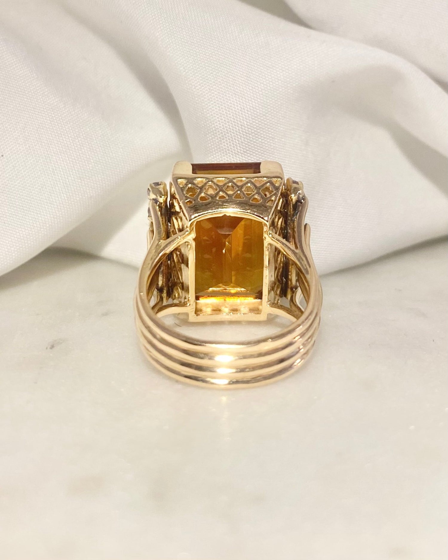 Bague Cocktail Citrine 17 carats &amp; Diamants &quot;Azalée&quot; - Elliade Paris