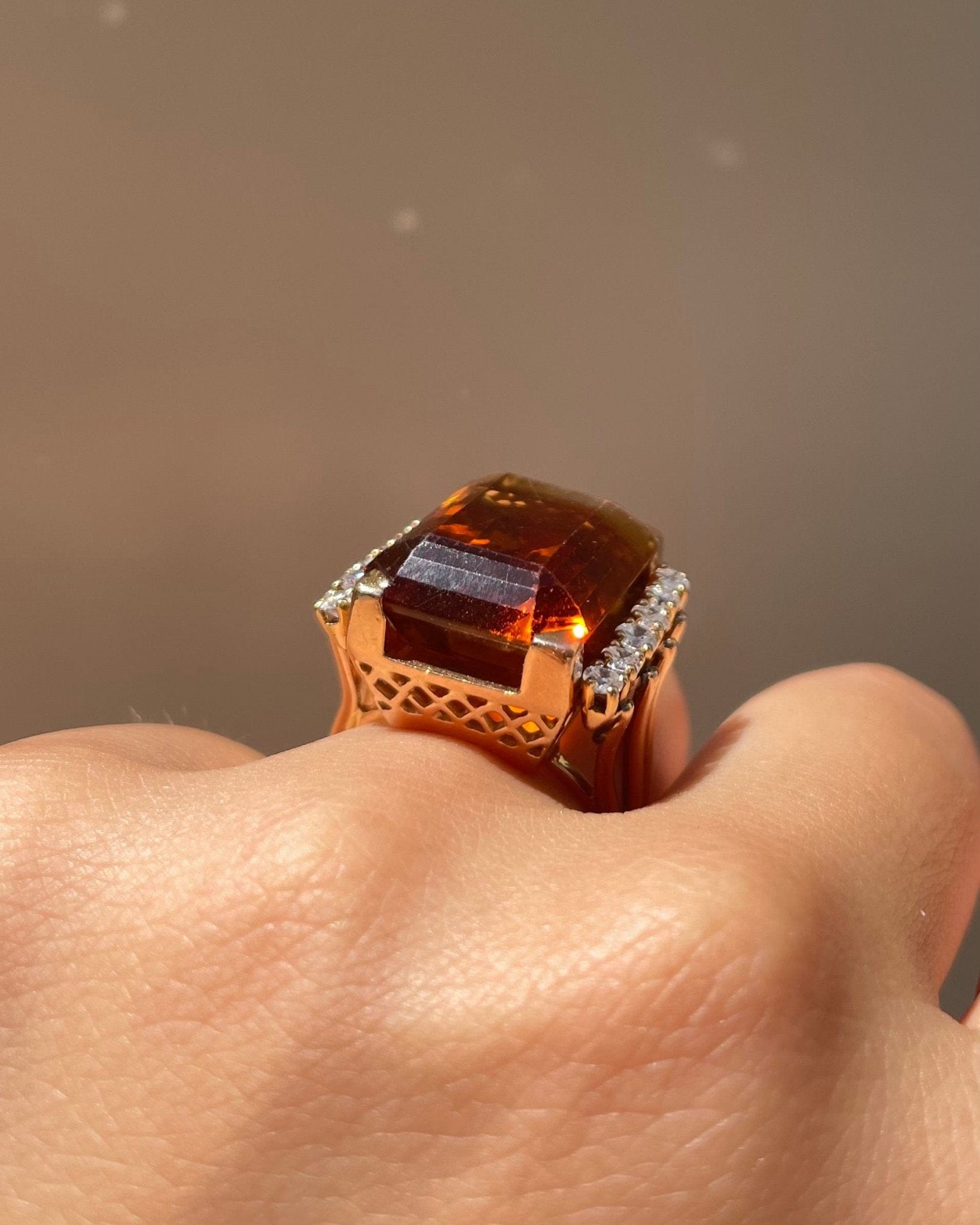 Bague Cocktail Citrine 17 carats &amp; Diamants "Azalée" - Elliade Paris