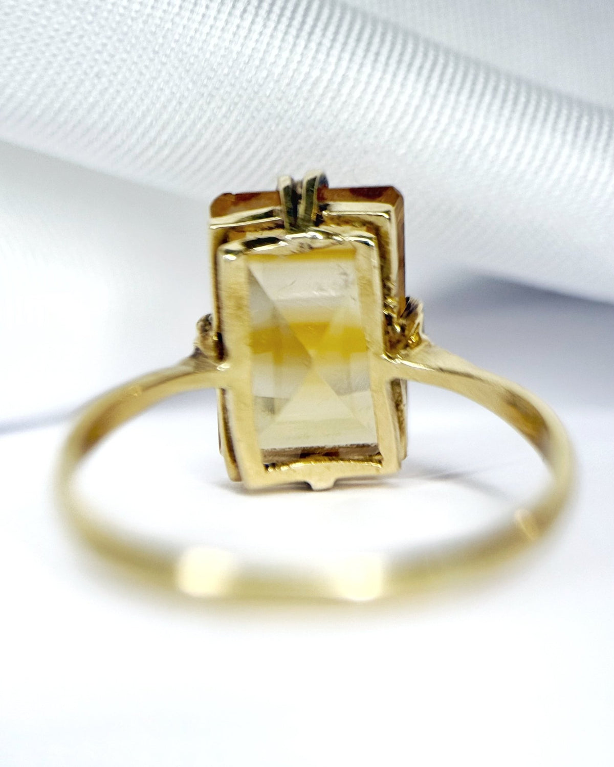 Bague Cocktail Citrine 3.2 carats &amp; Or 18 carats "Irina" - Elliade Paris