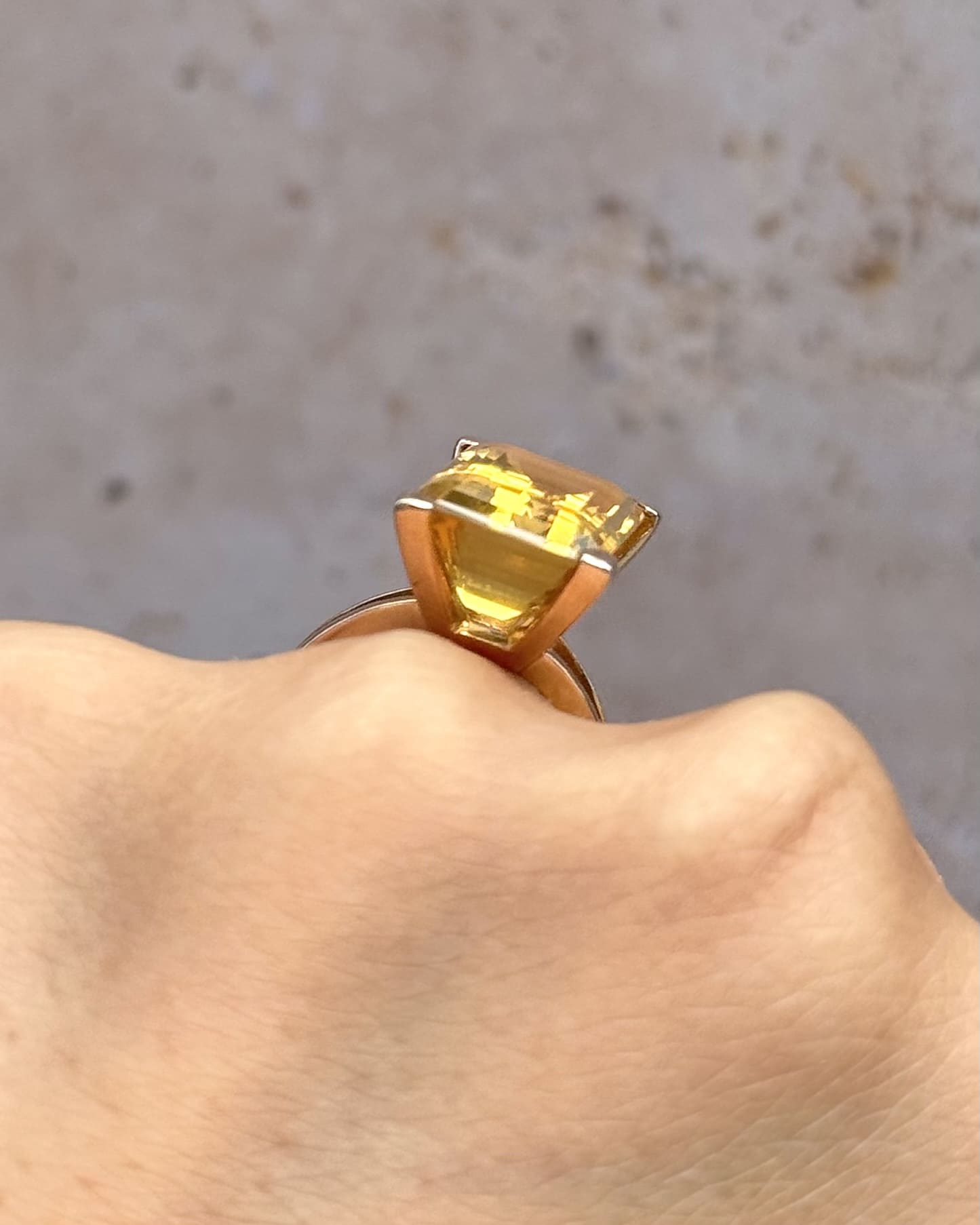 Bague cocktail Citrine 5.73 carats &amp; Or 5,22g "Simone" - Elliade Paris