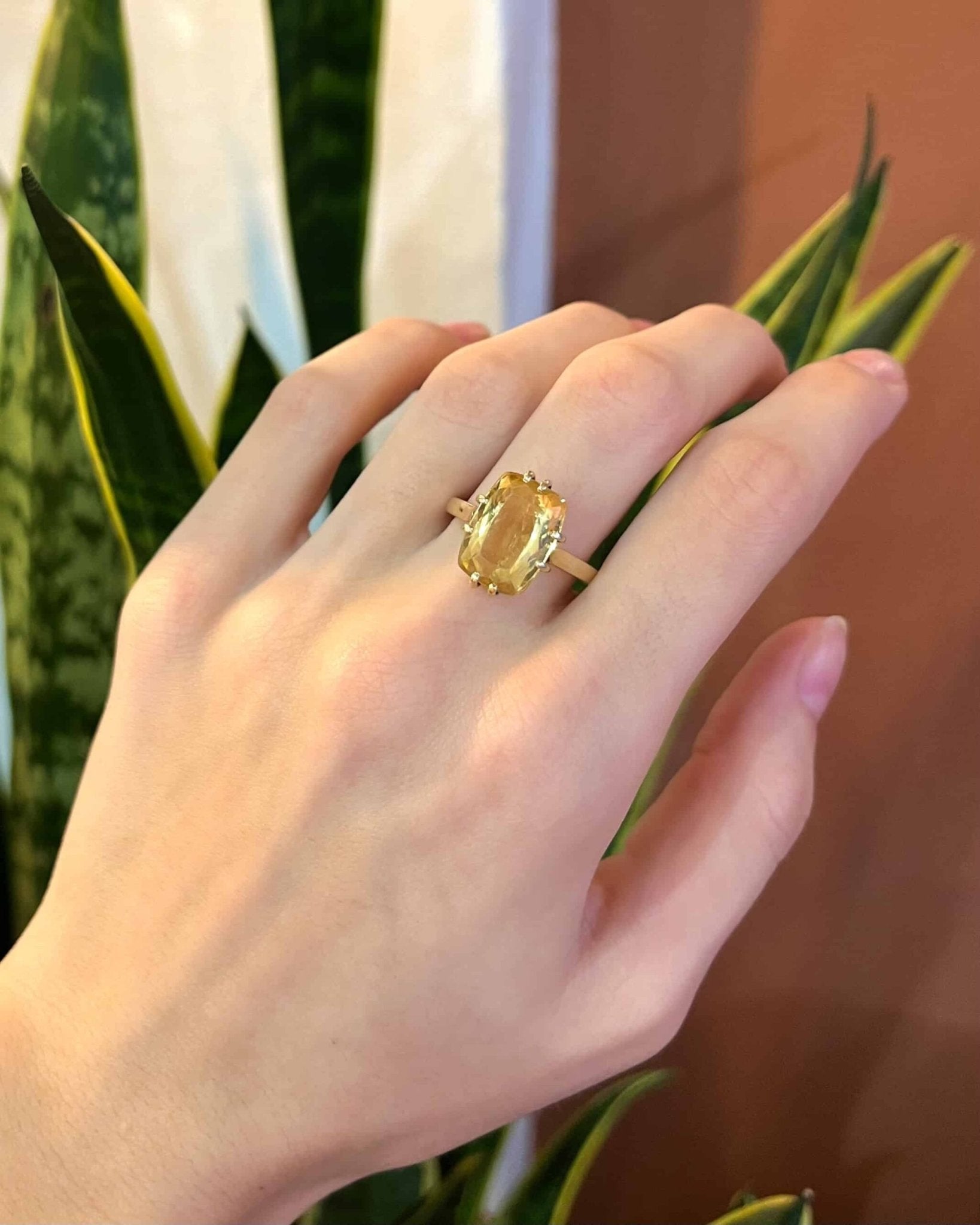 Bague Cocktail Citrine 6.75 Carats "Elenia" - Elliade Paris