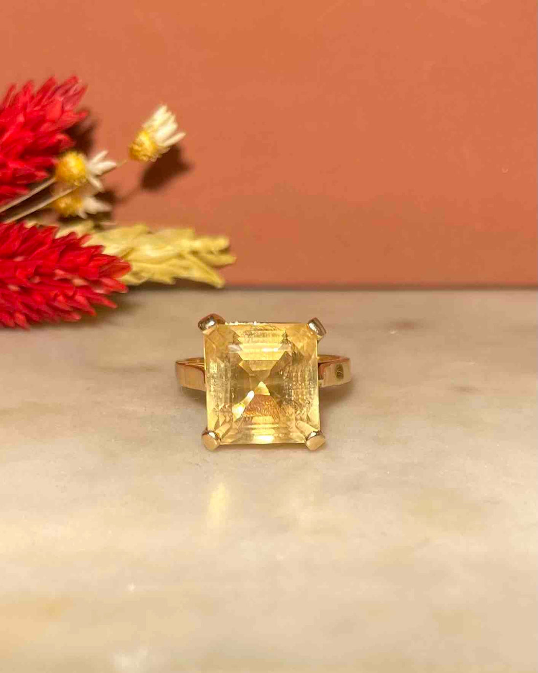 Bague Cocktail Citrine 9 Carats &quot;Clothilde&quot; - Elliade Paris