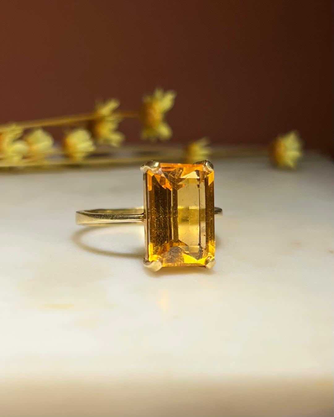 Anillo de cóctel de citrino &quot;Nina&quot;