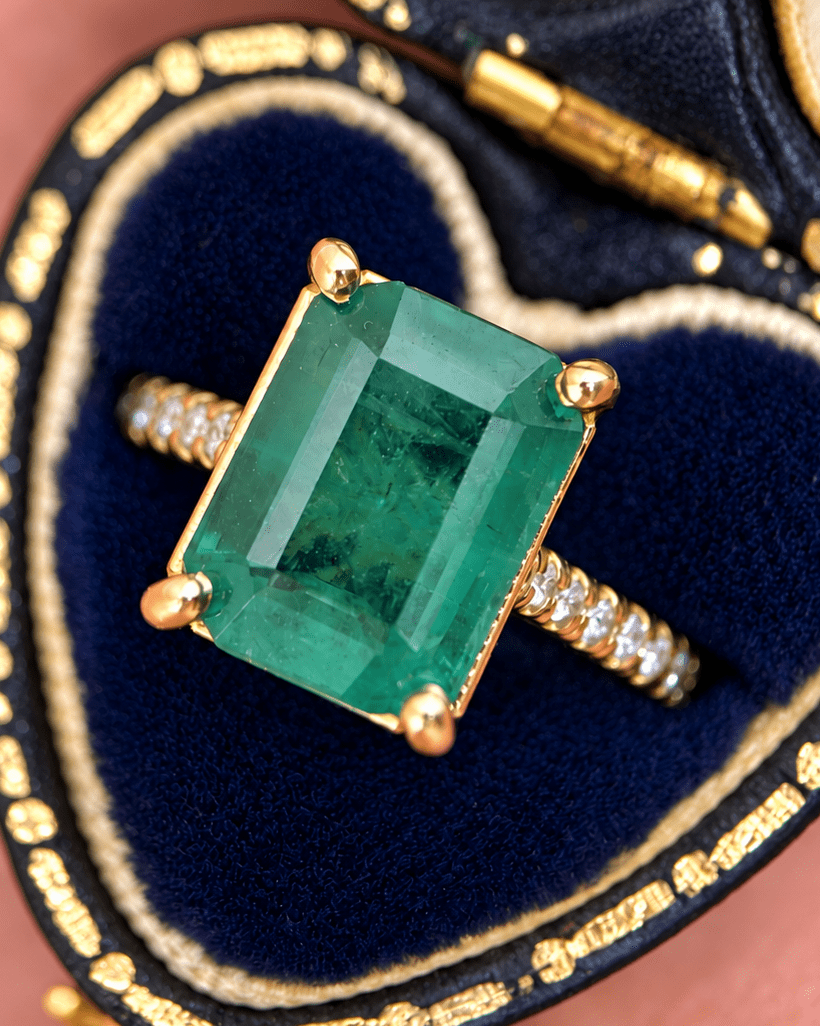 Bague Cocktail Émeraude 3.60 carats &amp; Diamants 0.36 carat 4,45g "Blandine" - Elliade Paris