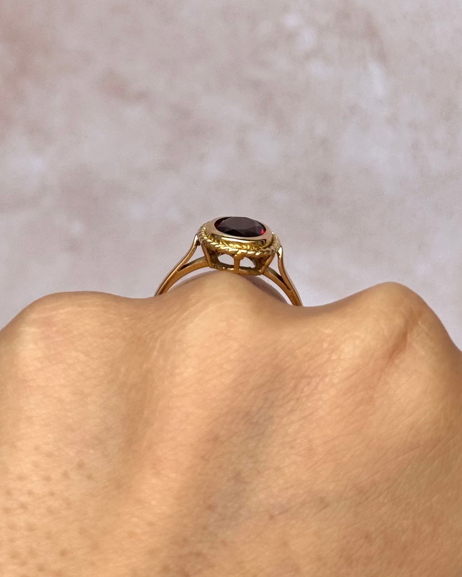 Bague Cocktail Grenat 1.90 carat "Lucia" - Elliade Paris