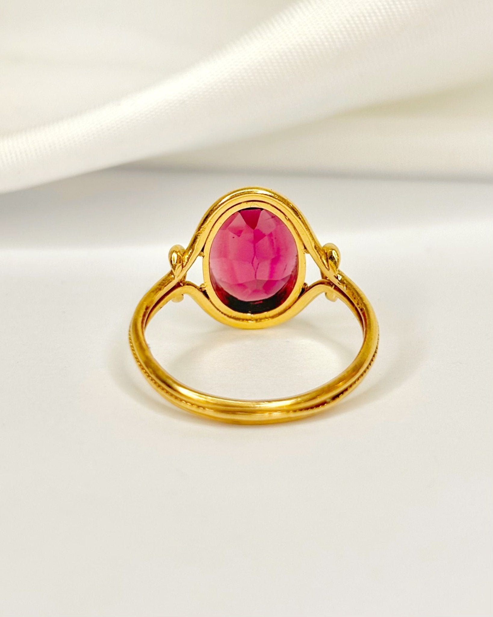 Bague Cocktail Grenat 2.10 carats &amp; Or 3.38g "Gratiane" - Elliade Paris