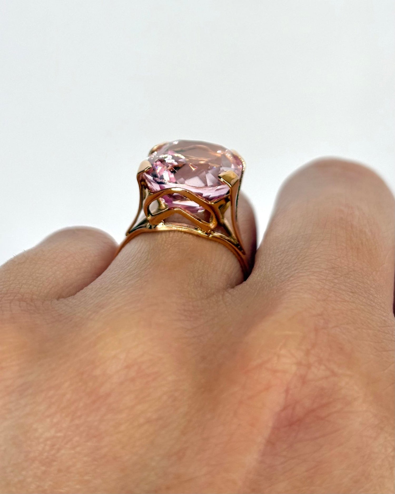 Bague Cocktail Morganite 9.70 carats "Celine" - Elliade Paris