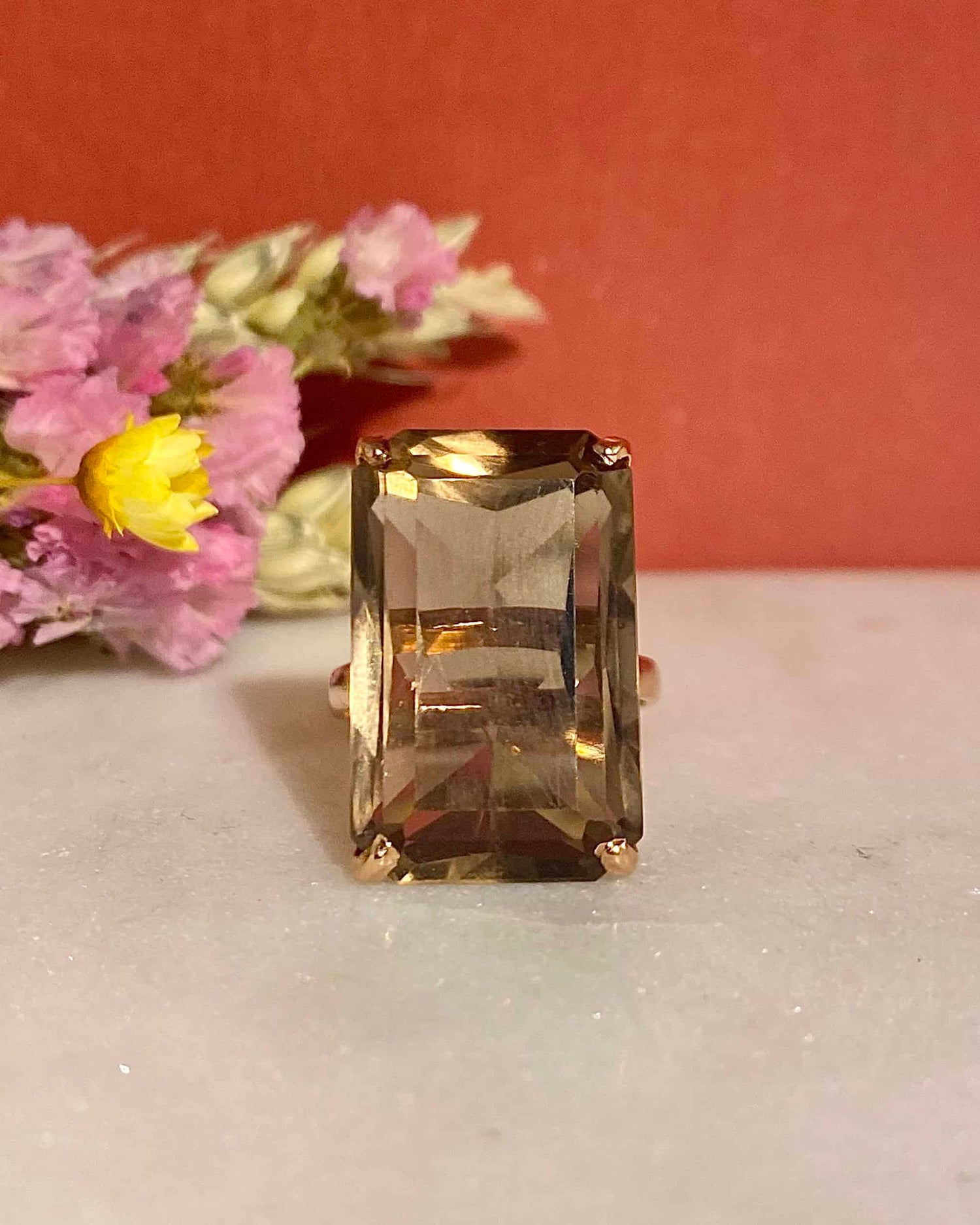 Bague Cocktail Quartz fumé 18.40 Carats &quot;Primrose&quot;