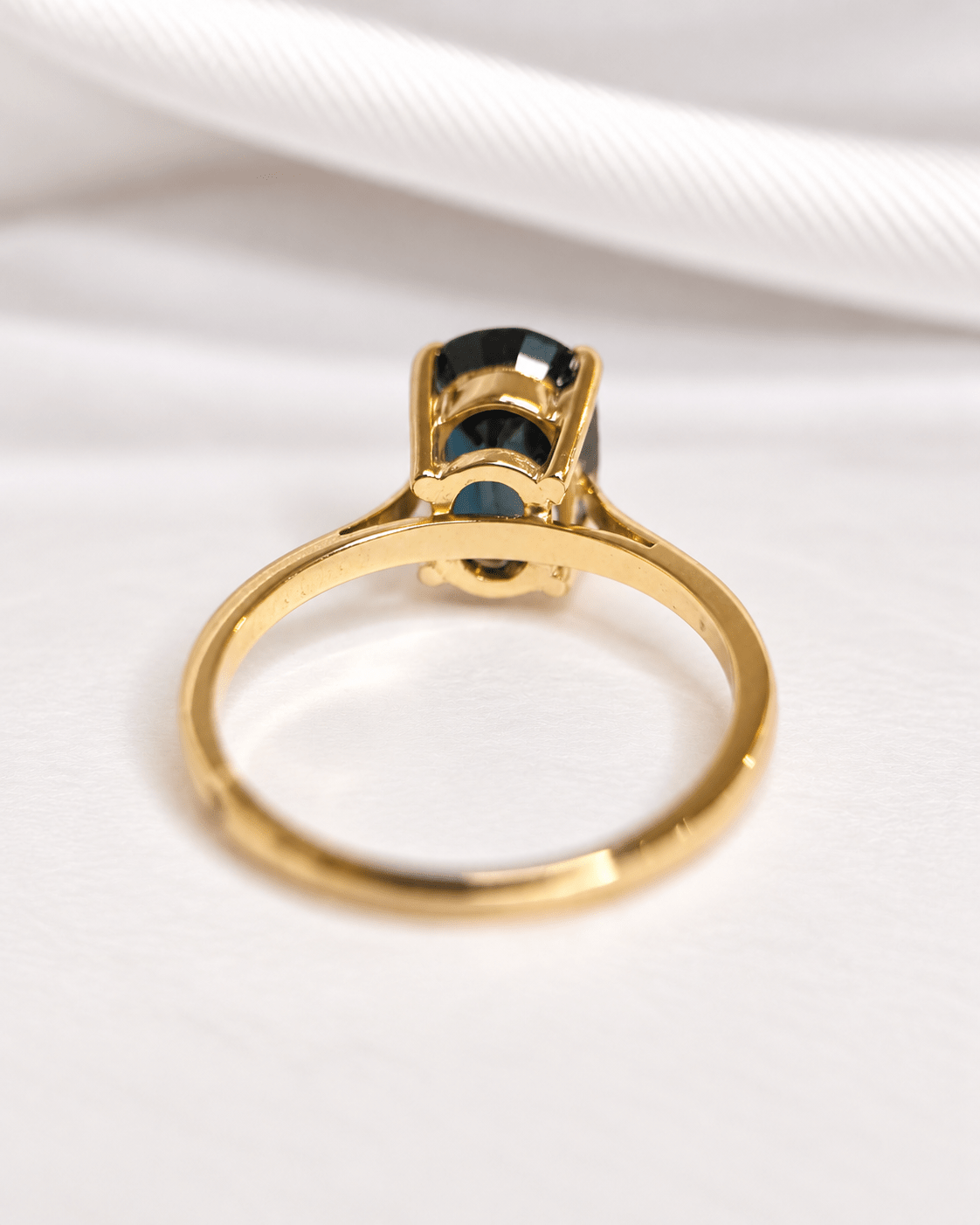 Bague Cocktail Saphir 2.63 carats "Selena" - Elliade Paris