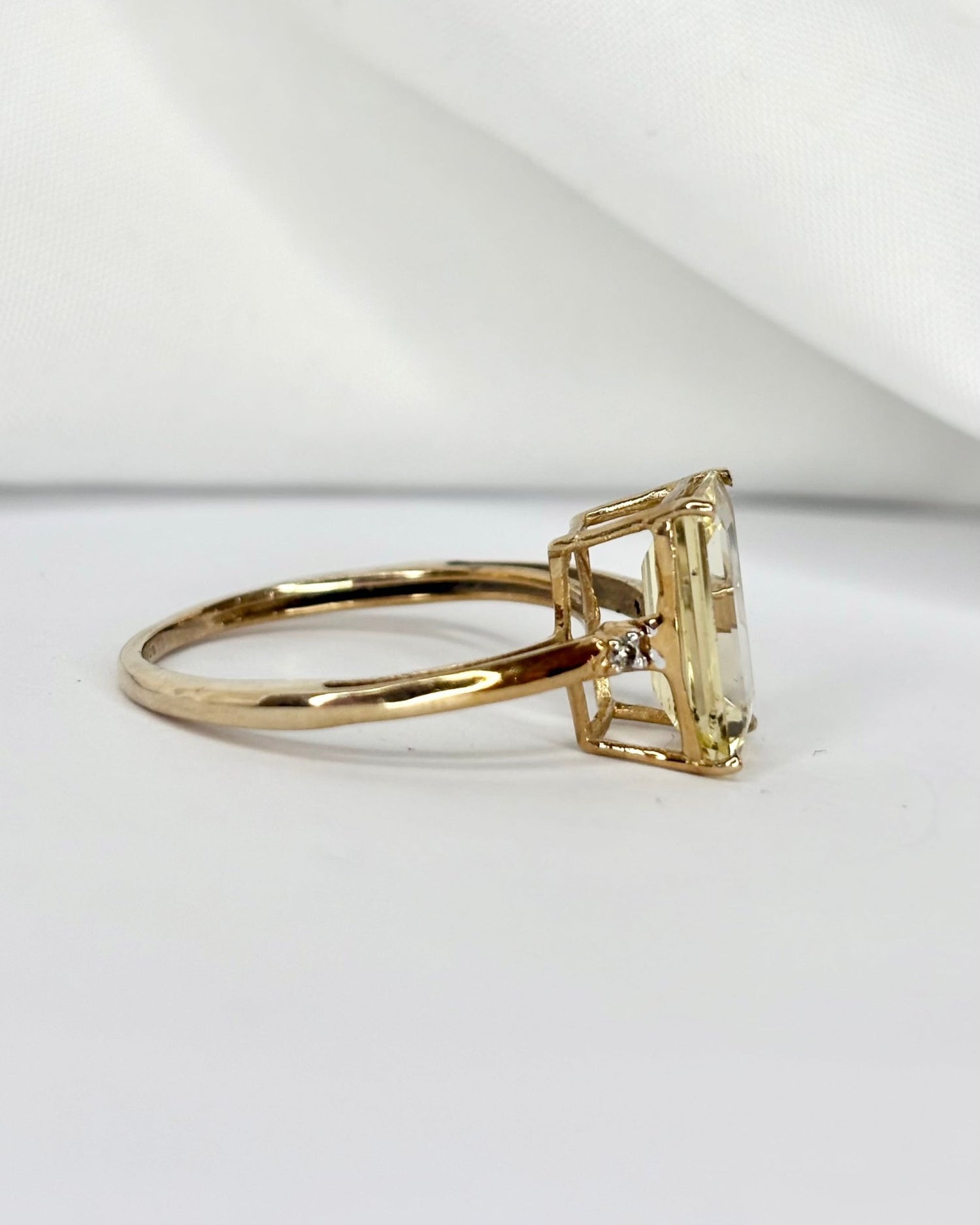 Bague Cocktail Scapolite 2.60 carats &amp; Diamants &quot;Léonie&quot; - Elliade Paris