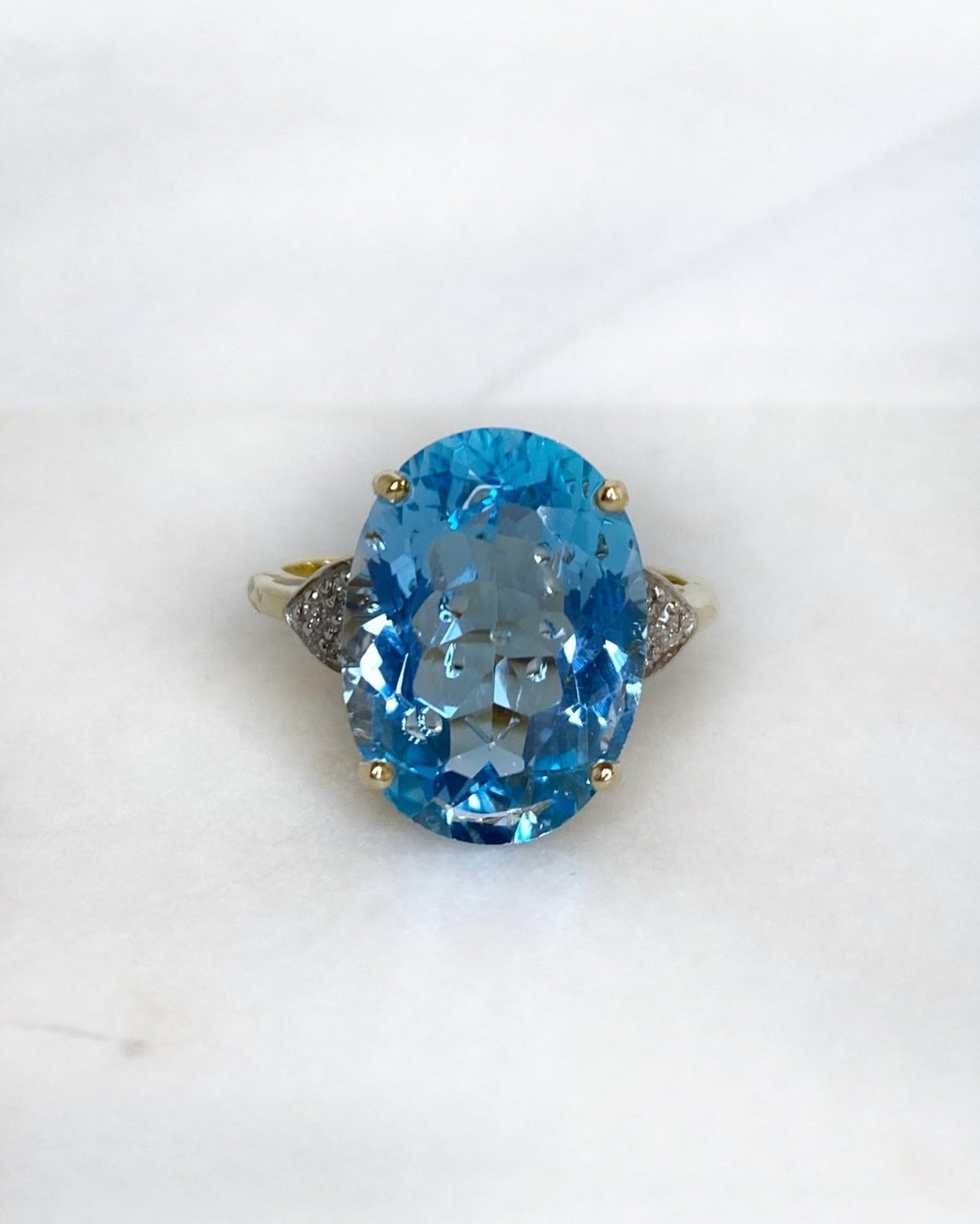 Bague Cocktail Topaze 11.50 carats & Diamants "Sophie" - Elliade Paris