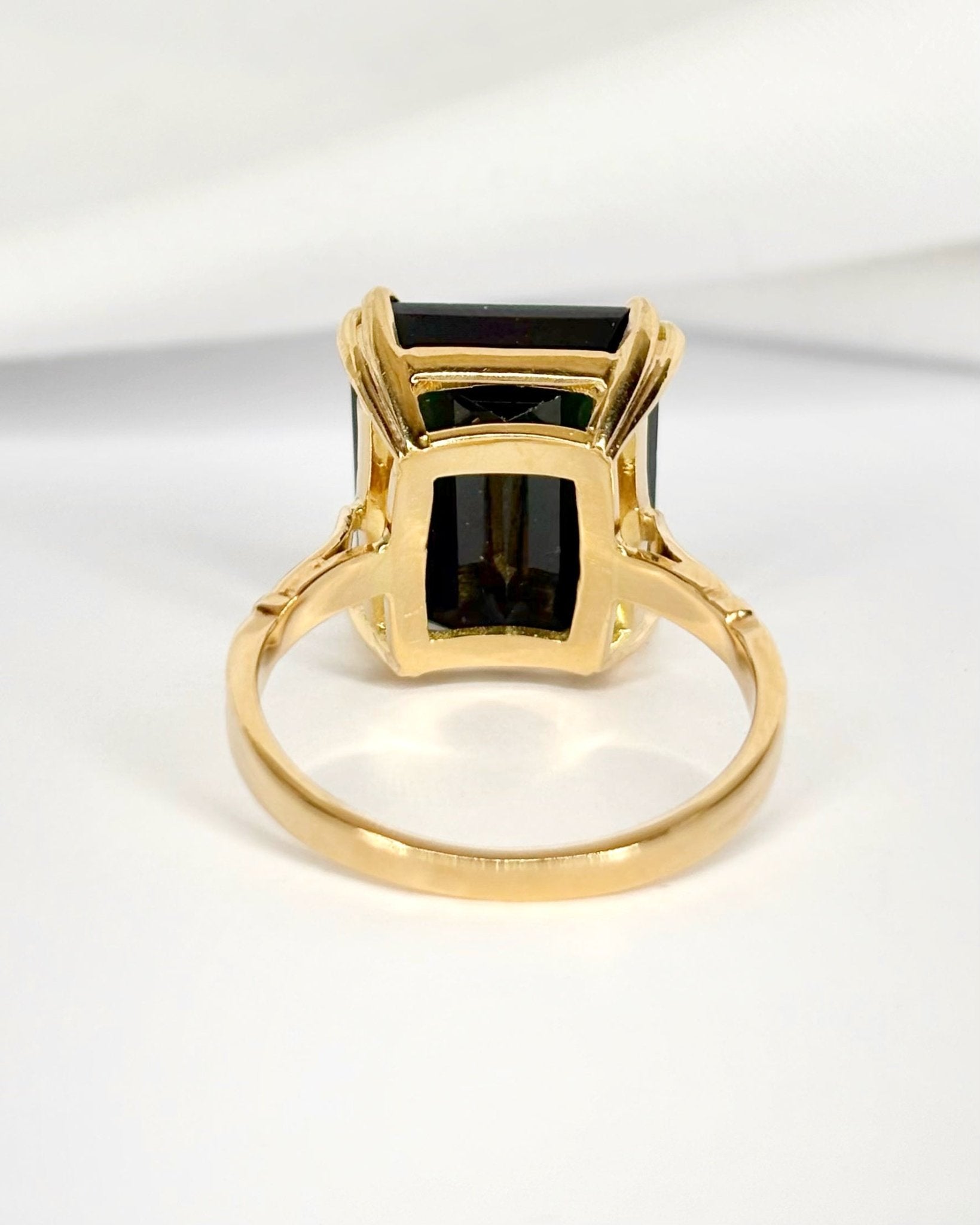 Bague Cocktail Tourmaline Verte 8.35 carats "Emma" - Elliade Paris