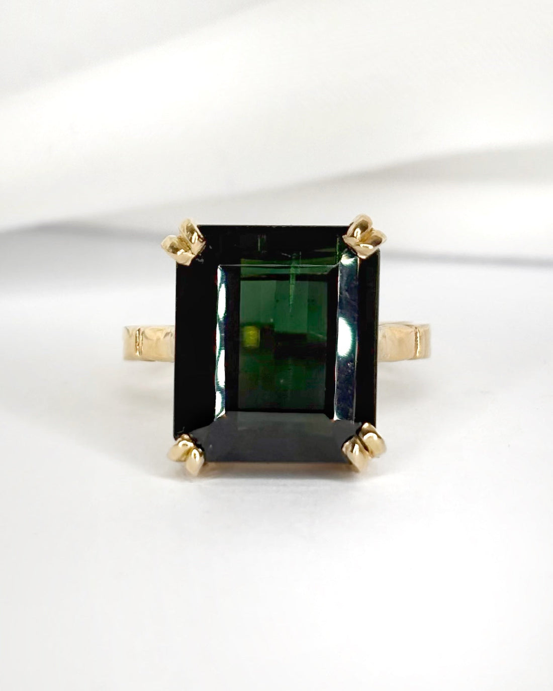 Bague Cocktail Tourmaline Verte 8.35 carats "Emma" - Elliade Paris