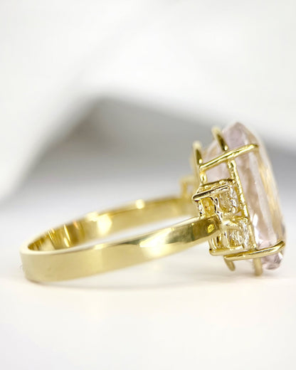 Bague Cocktail Trilogie Kunzite 5.90 carats &amp; Diamants 0.32 carat "Hilda" 5.02g - Elliade Paris