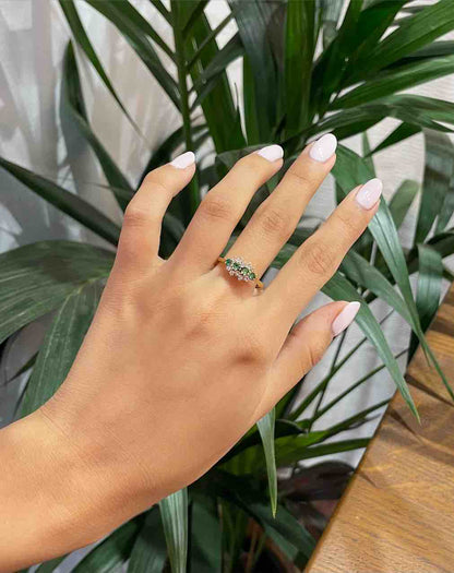 Bague Constellation Emeraudes &amp; Diamants &quot;Véra&quot; - Elliade Paris