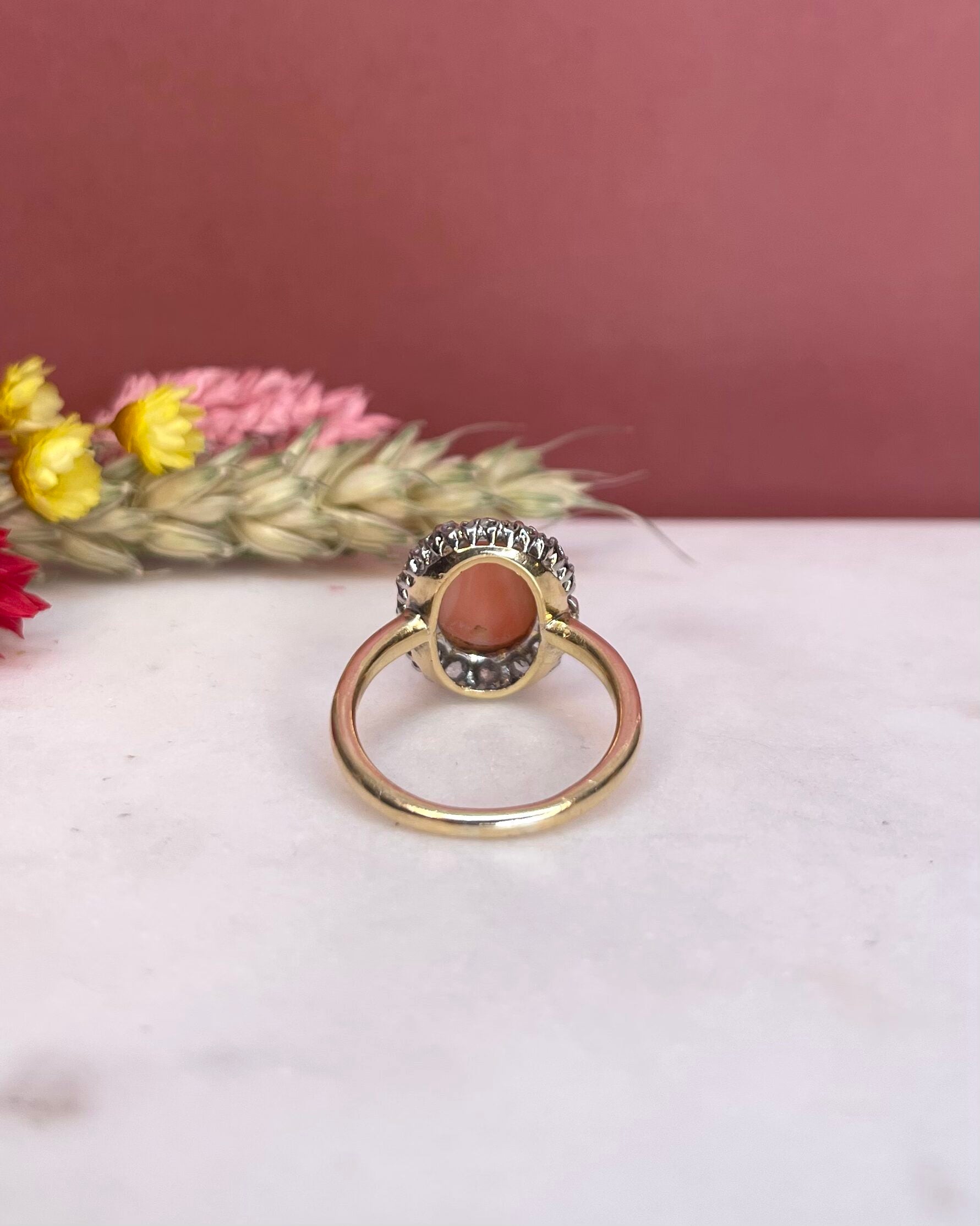 Bague Marguerite Corail 2.30 carats &amp; Diamants "Adélaïde" - Elliade Paris