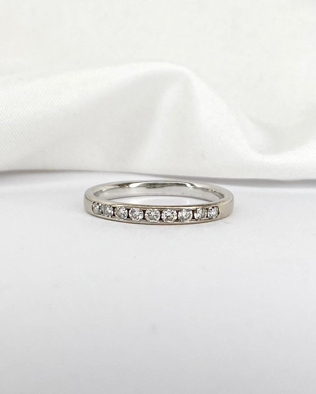 Bague Demi - alliance 9 Diamants &quot;Lise&quot; - Elliade Paris