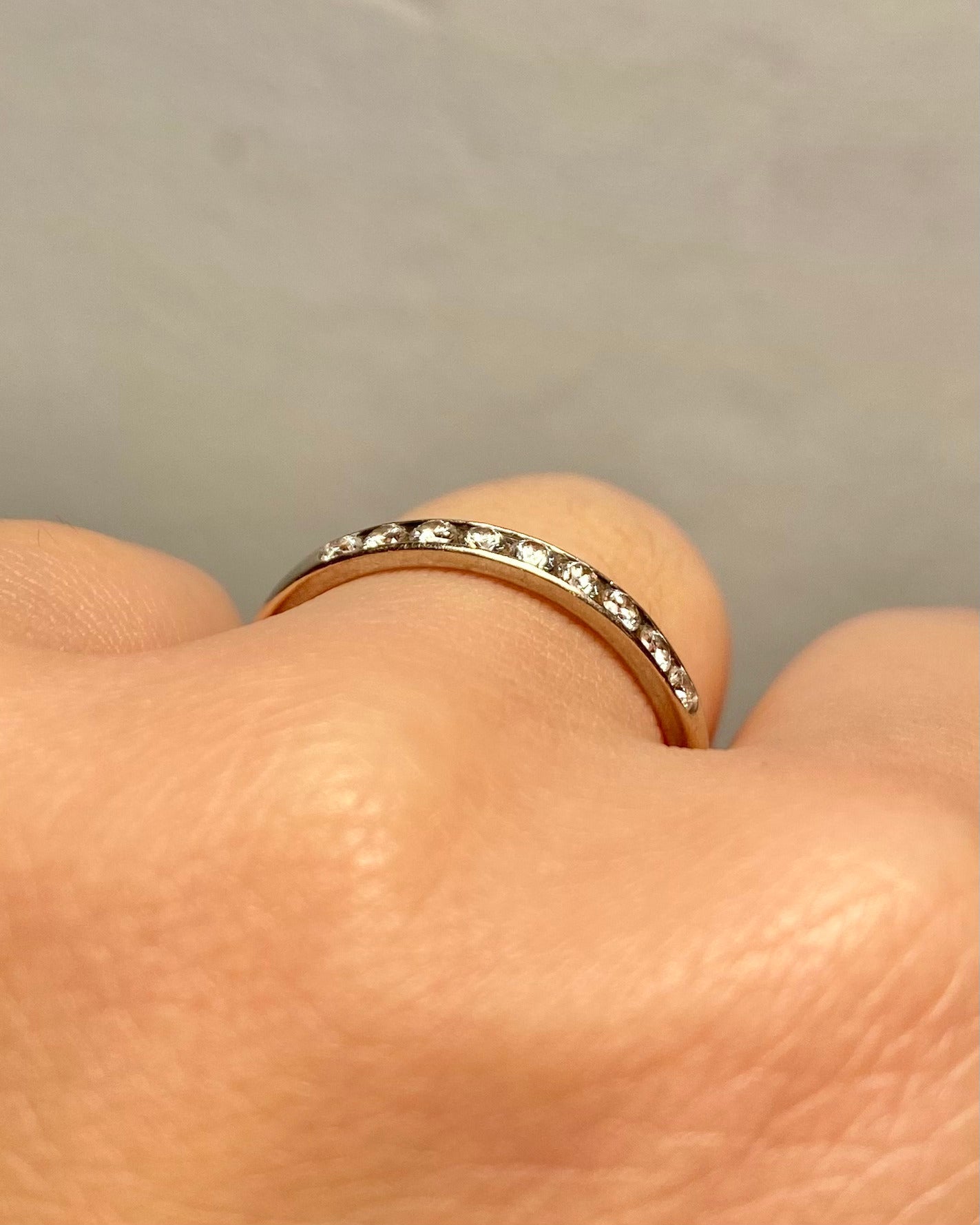 Bague Demi - alliance 9 Diamants &quot;Lise&quot; - Elliade Paris