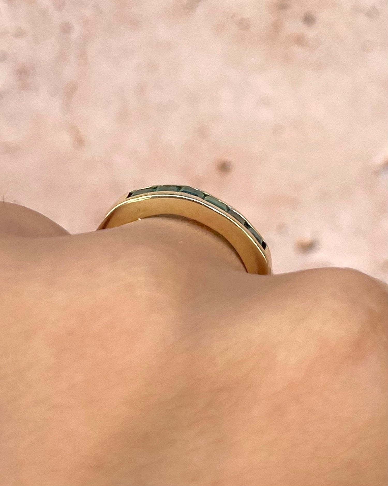 Bague Demi Alliance Émeraudes 0.36 carats "Coline" - Elliade Paris