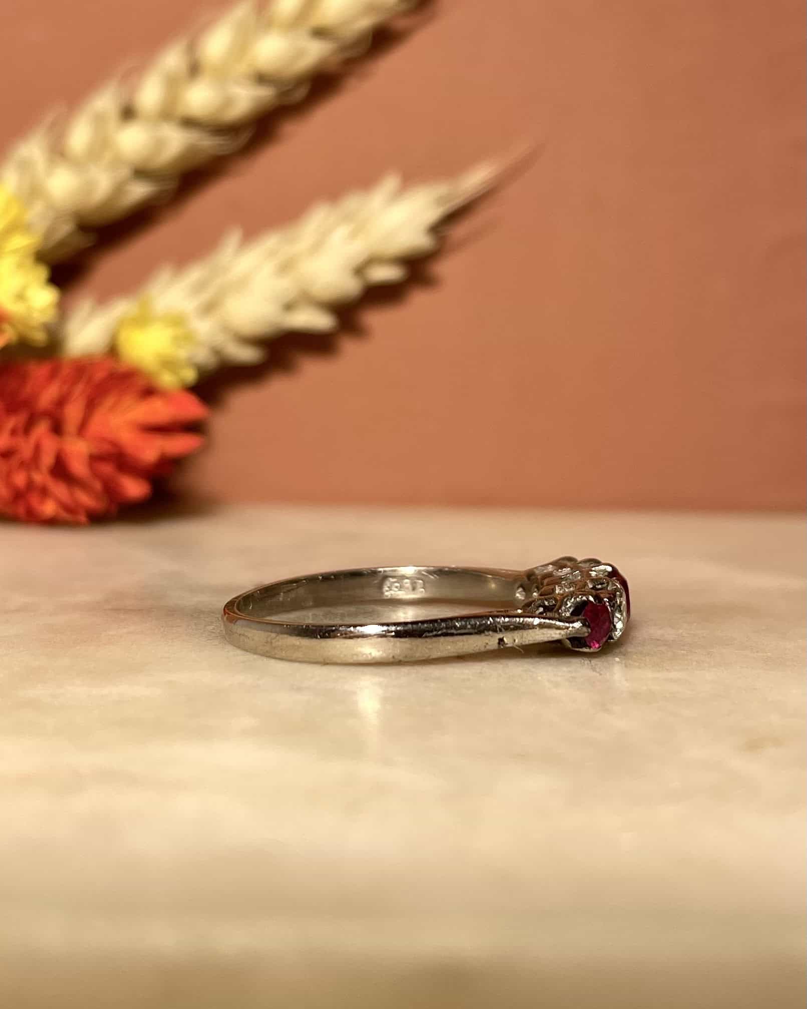 Bague Rivière Rubis 0.50 carat &amp; Diamants 0.30 carat "Yessenia"