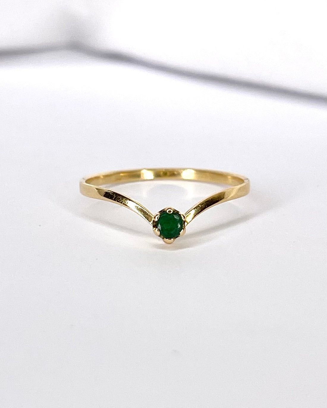Bague Diademe Solitaire Émeraude "Letty" - Elliade Paris