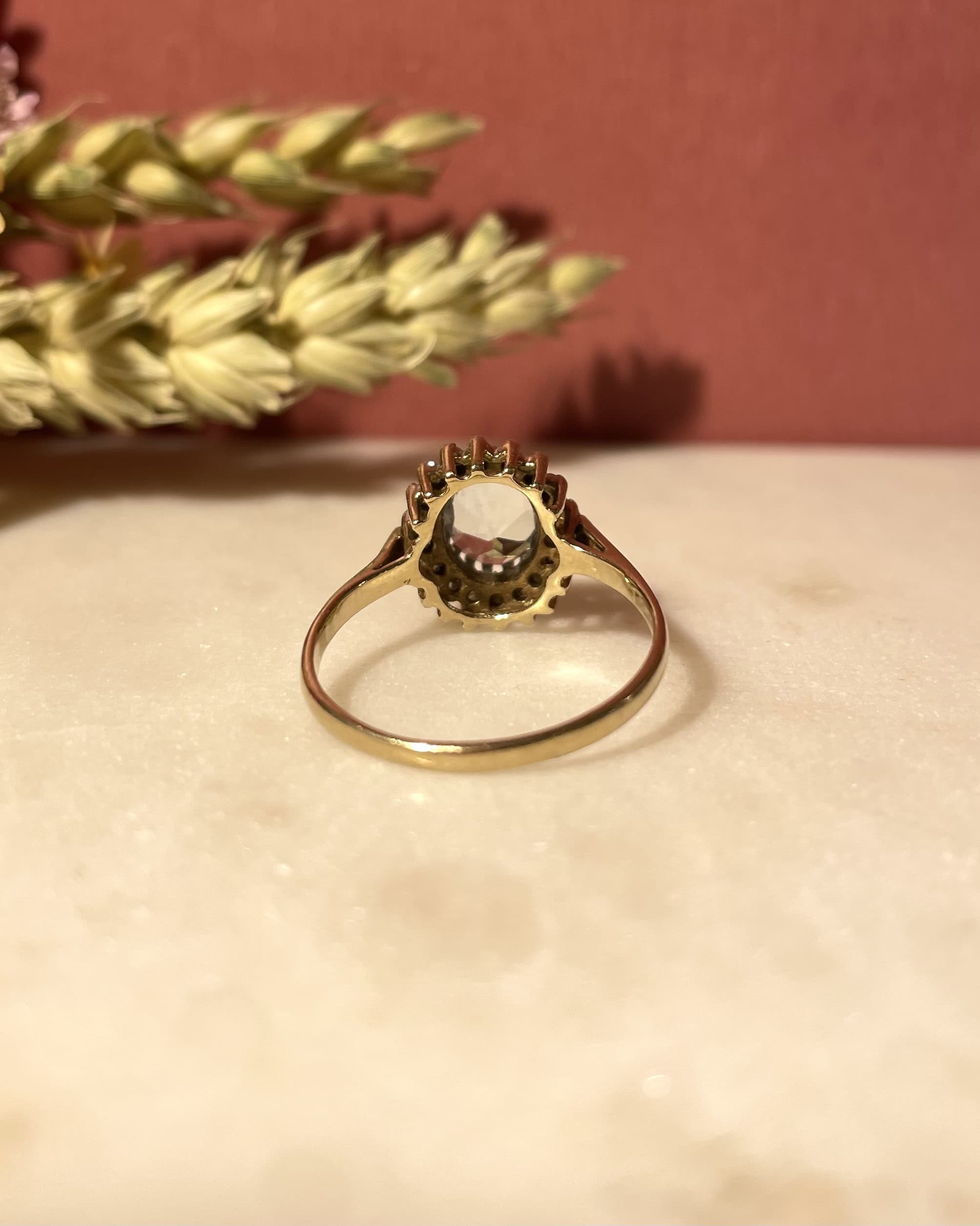Bague Marguerite Aigue-Marine 1.10 Carat &amp; Diamants "Pronte"