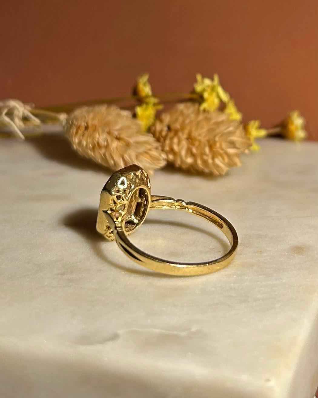 Anillo Art Déco de rubí y diamantes "Elise"