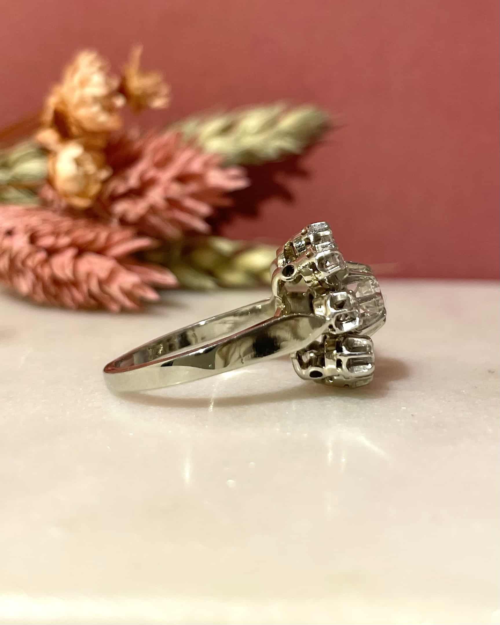 Bague Vintage Marguerite Diamants 0.80 carat &quot;Melissane&quot;