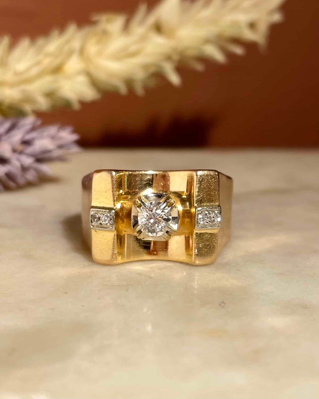 Vintage Tank Ring 10g Gold & Diamond "Shania"